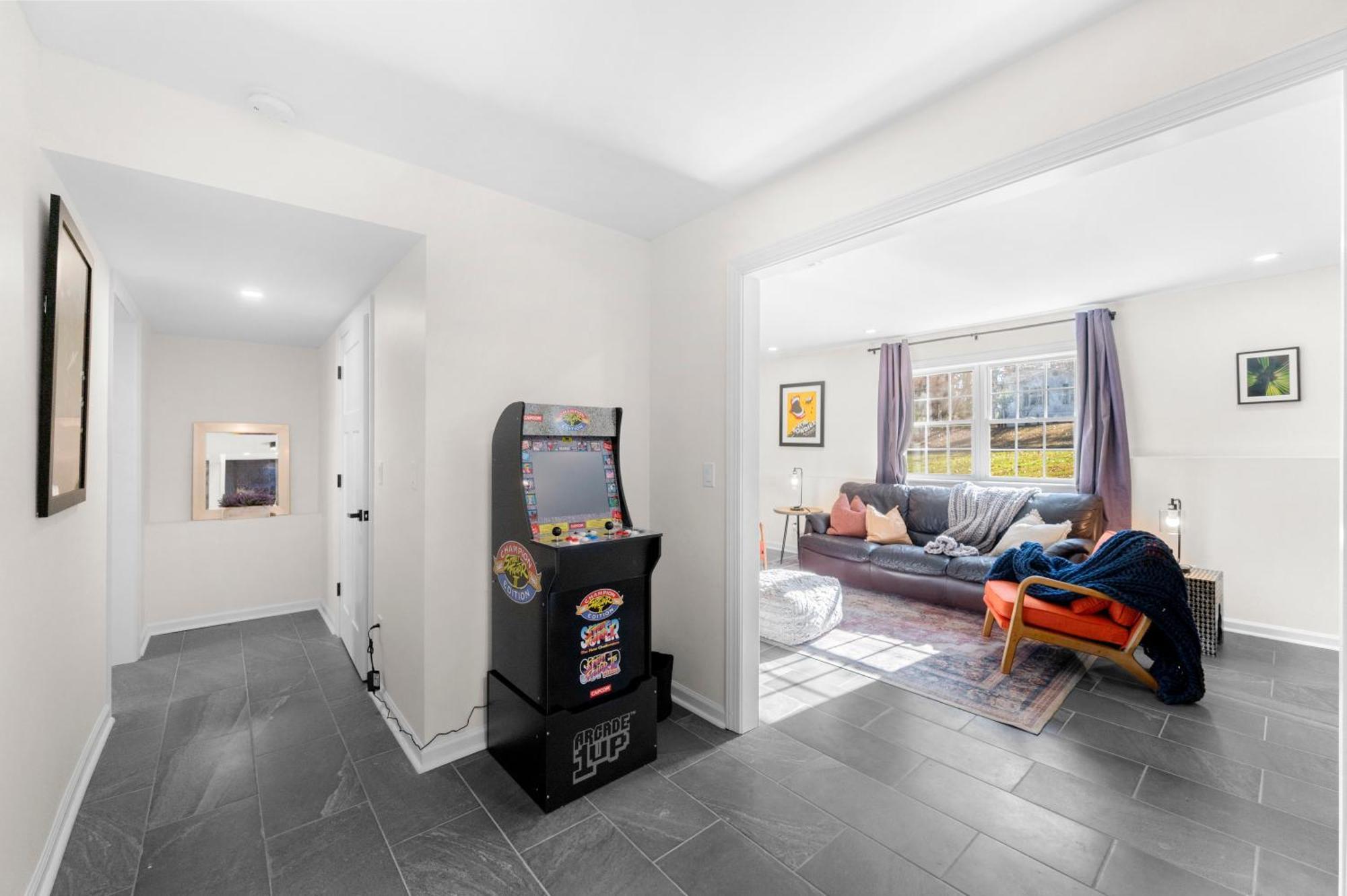 Outdoor Projector, Arcade, Fire Pit, 2 Car Garage, 2 Living Rooms Snellville Luaran gambar
