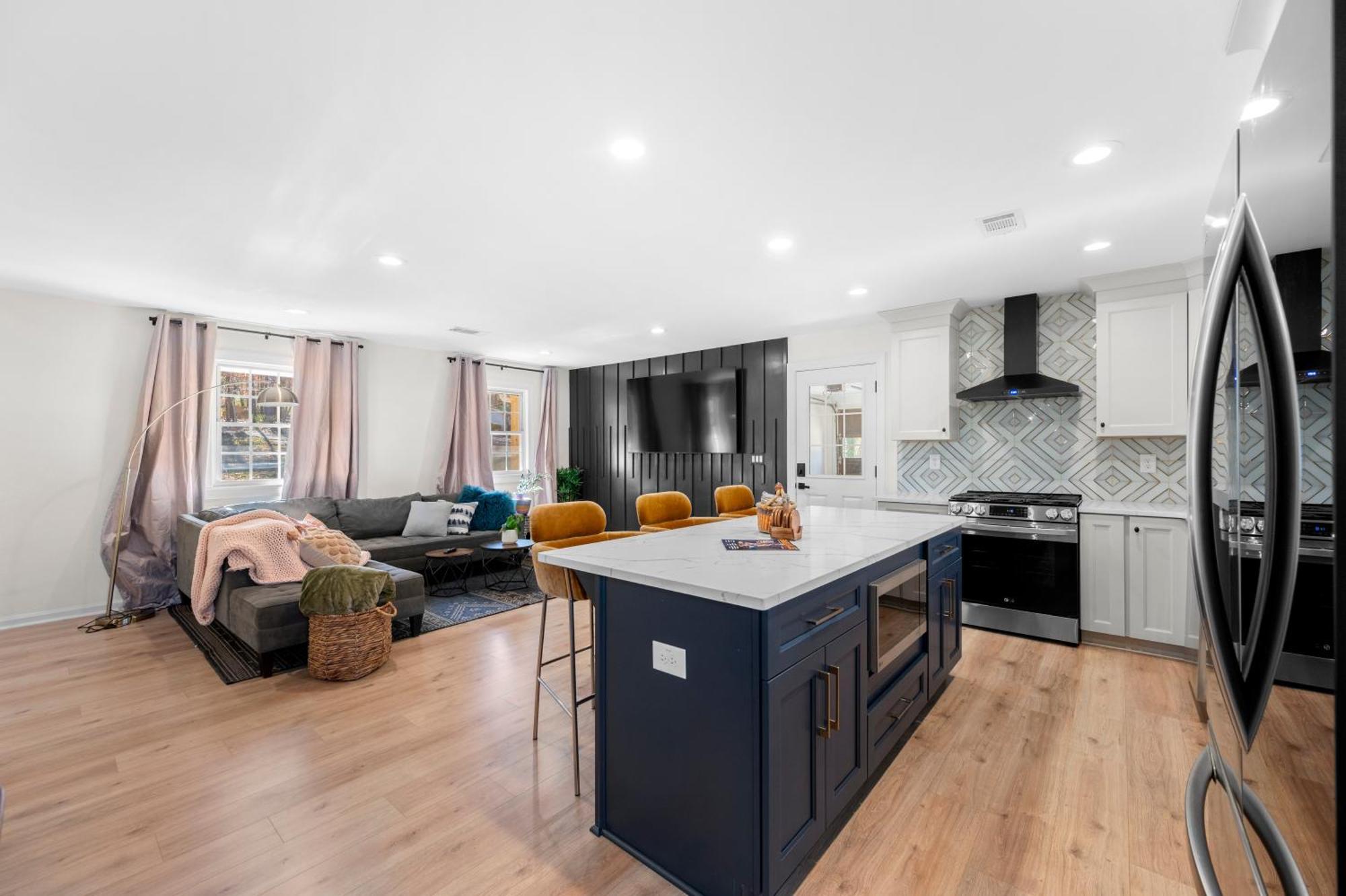 Outdoor Projector, Arcade, Fire Pit, 2 Car Garage, 2 Living Rooms Snellville Luaran gambar